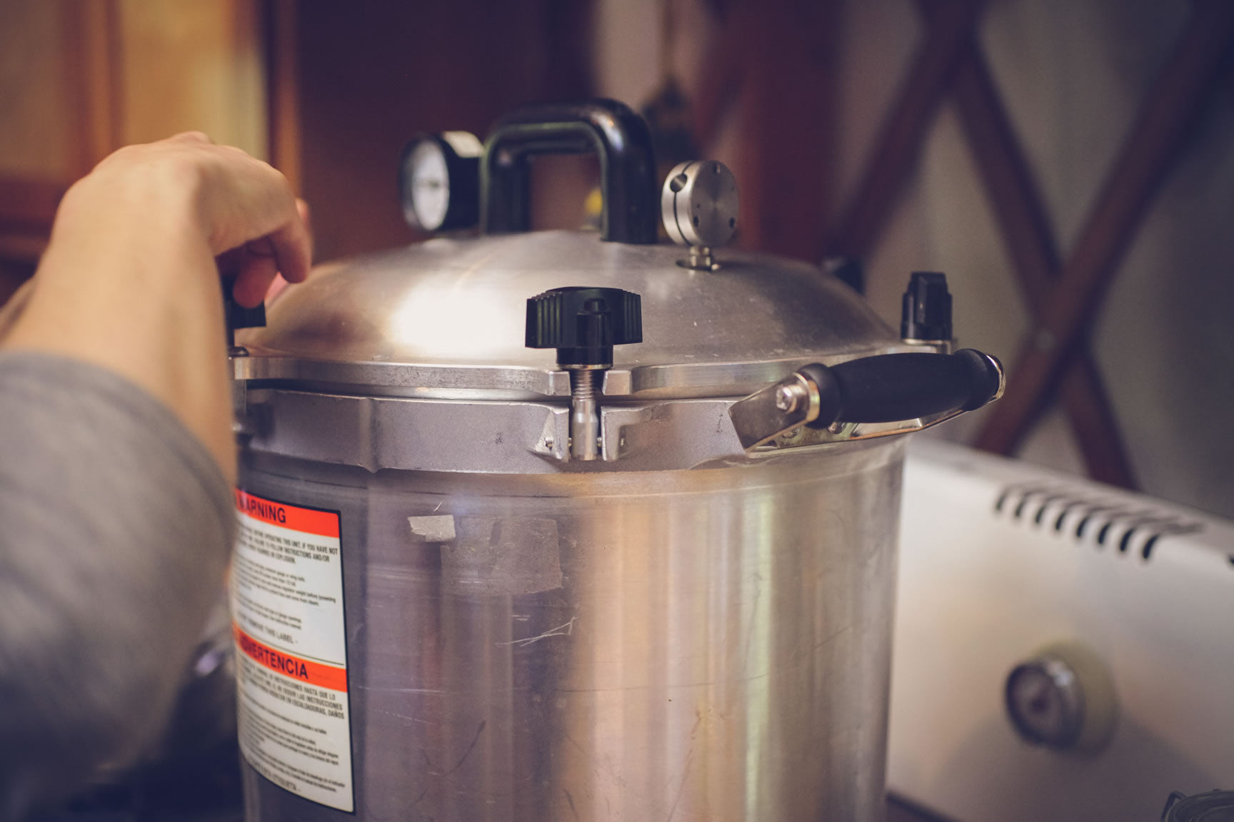 seal pressure cooker