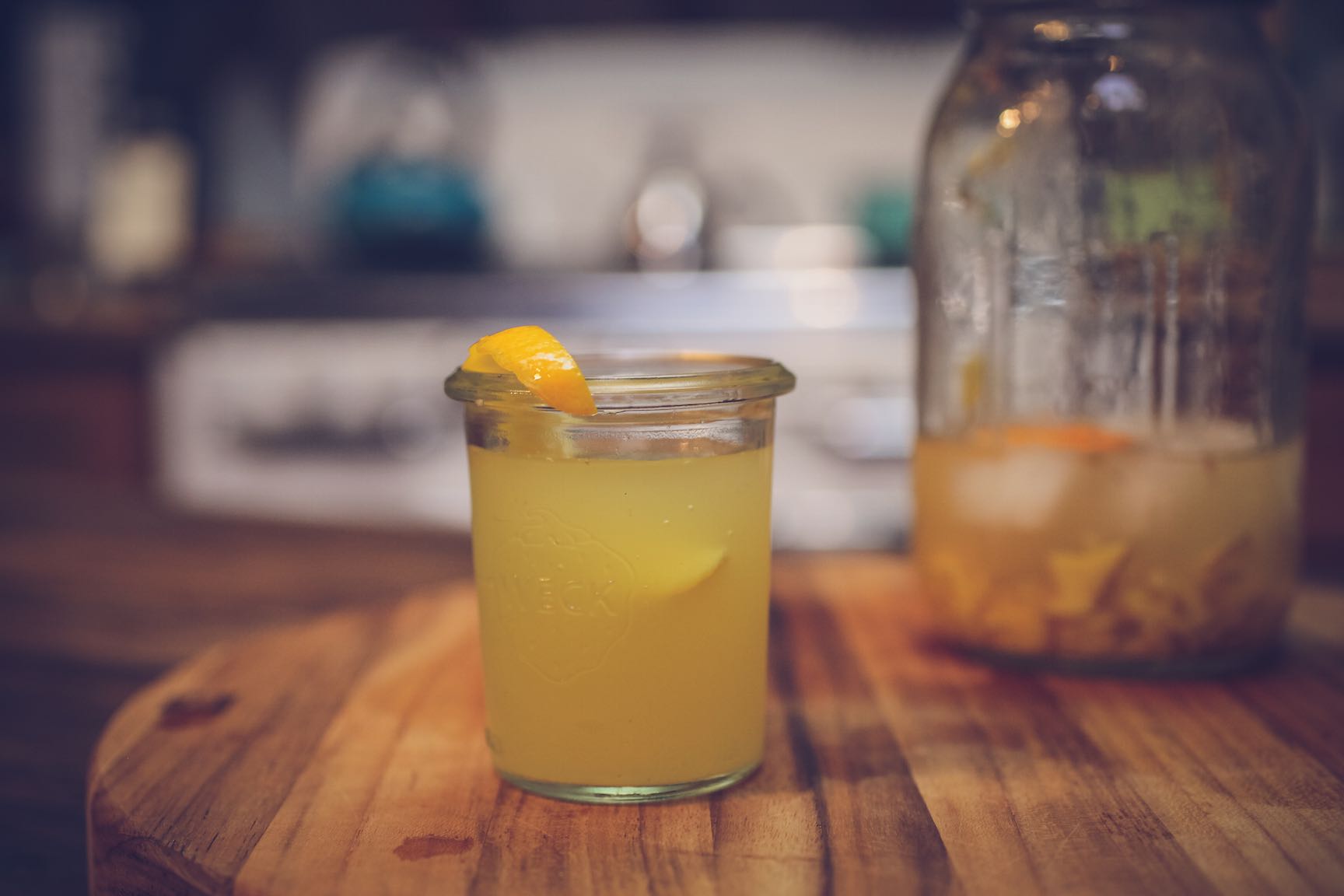 kombucha cocktail with ginger and lemon