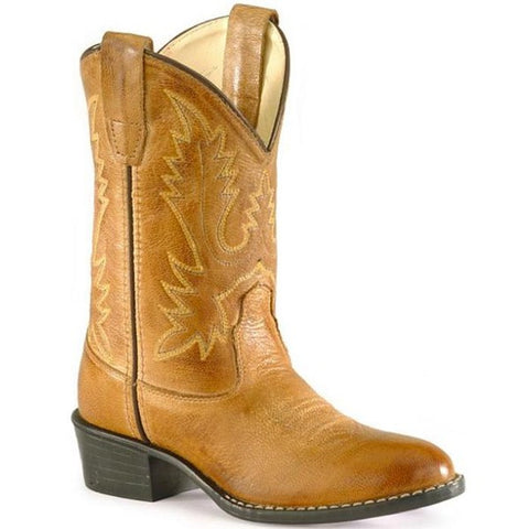 Leather Bella & Lace cowboy boots will keep little feet warm and dry.