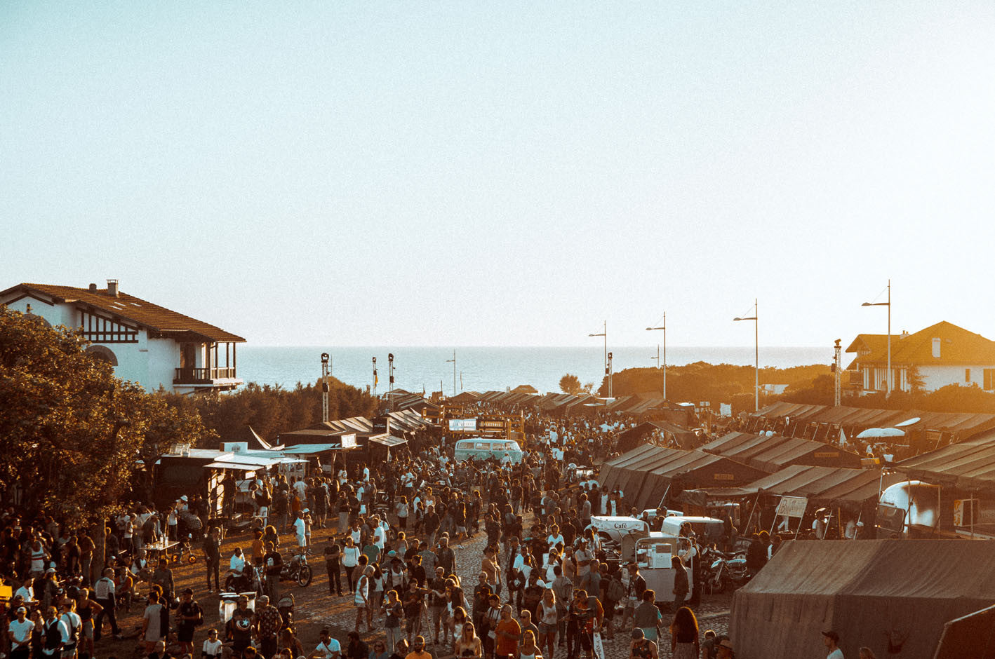 WHEELS & WAVES 2017 WNW 2017 WHEELS AND WAVES PANDCO P&CO BIARRITZ FRANCE MOTORCYCLE CAFE RACERS CUSTOM SURF