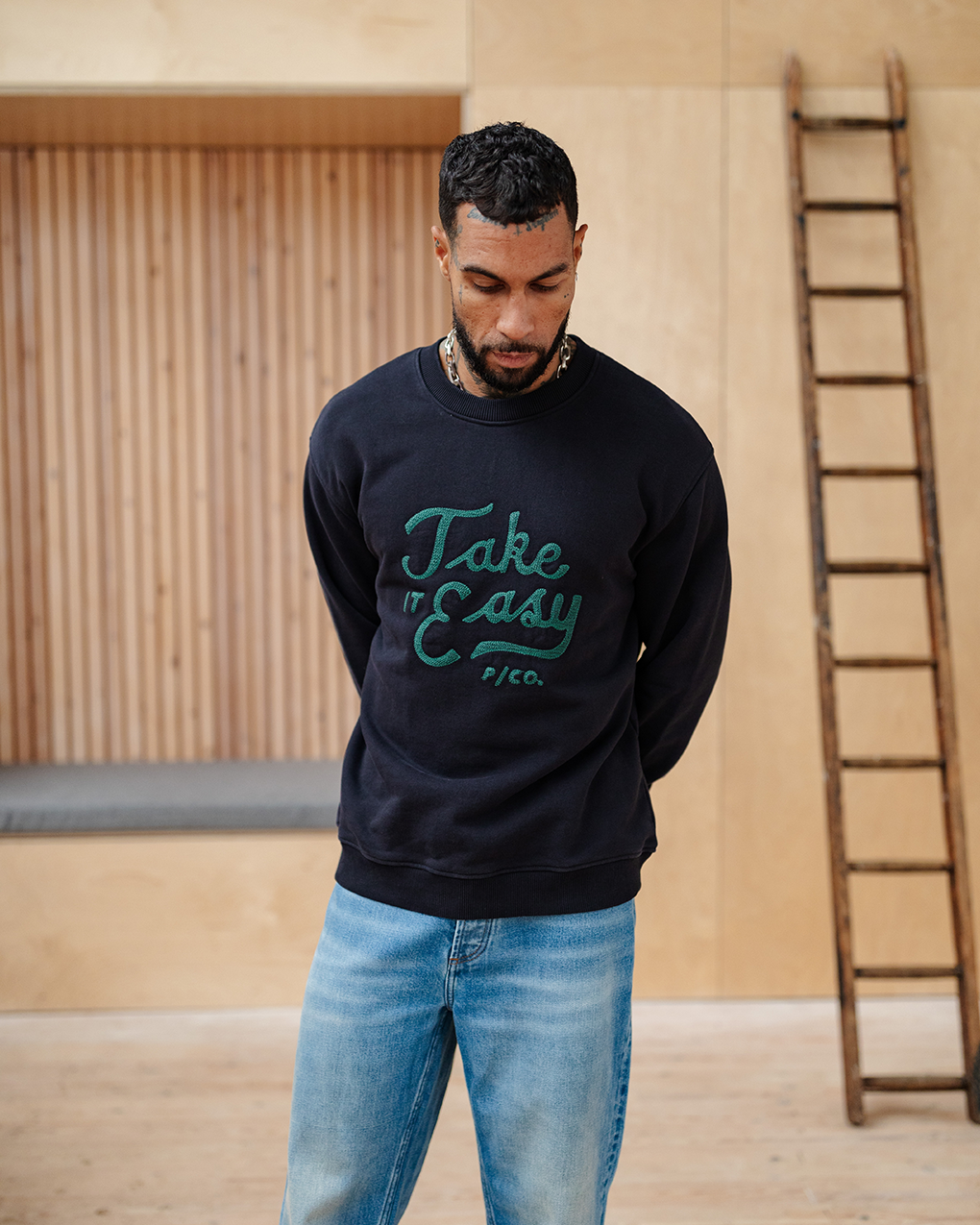 Take It Easy Sweatshirt - Washed Black