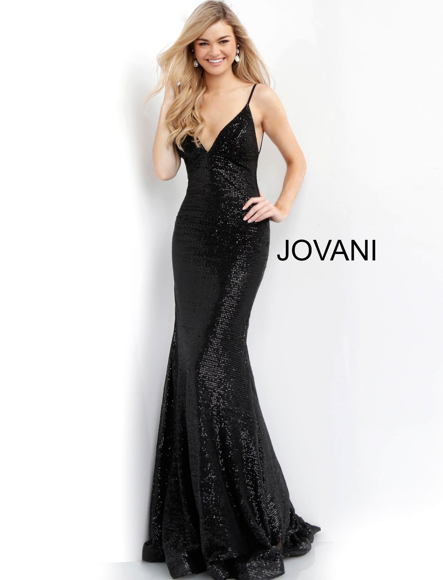 black fitted prom dress