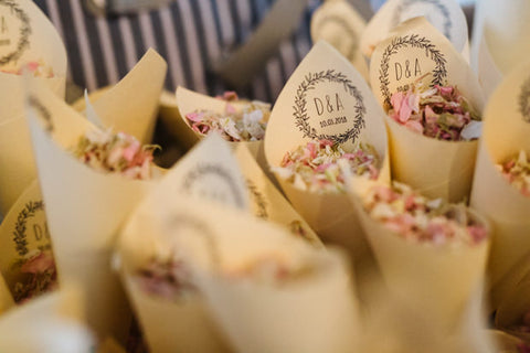 Sustainable wedding toss with dried florals.