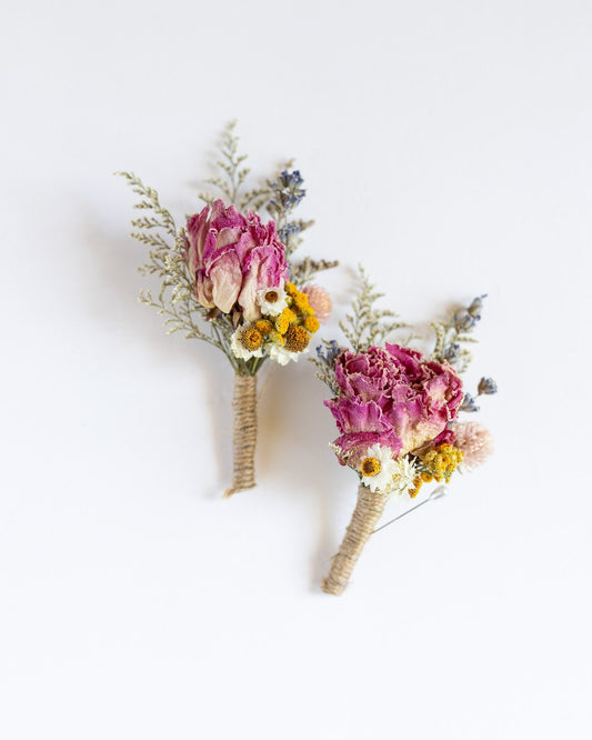 Dark Brown Yarrow & Setaria Dried Flower Bouquet + Reviews