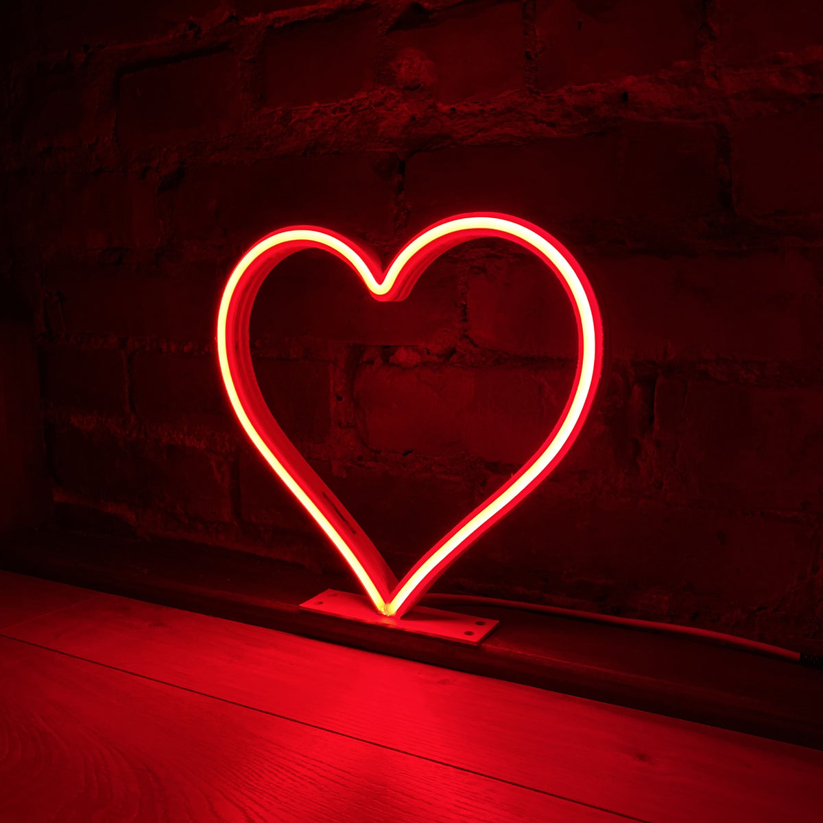 Light Up Live Sept 22 - Red Neon Heart - Moss LED