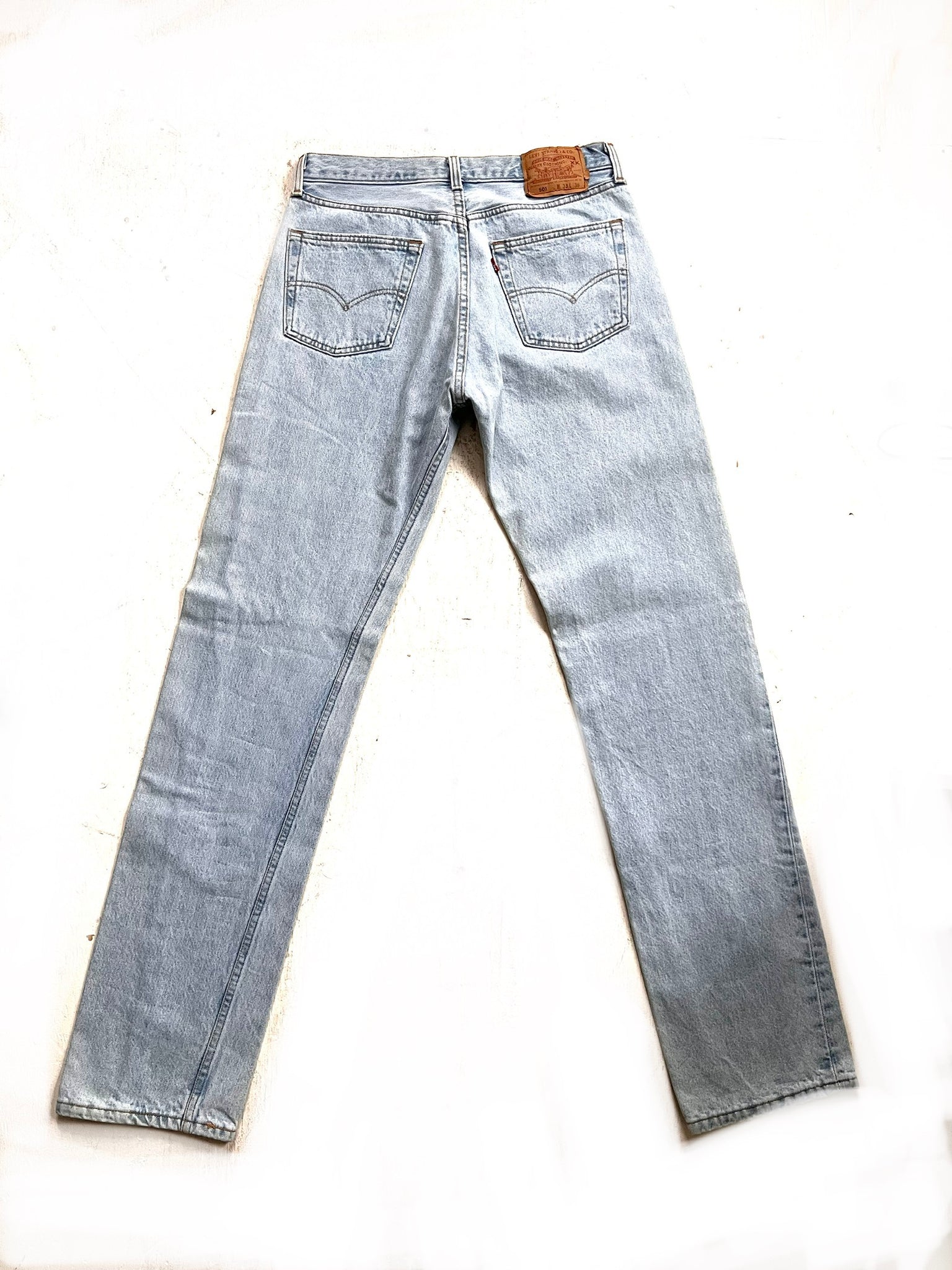 Levi's 501 Light Wash 31” x 35” – Chambers Vintage