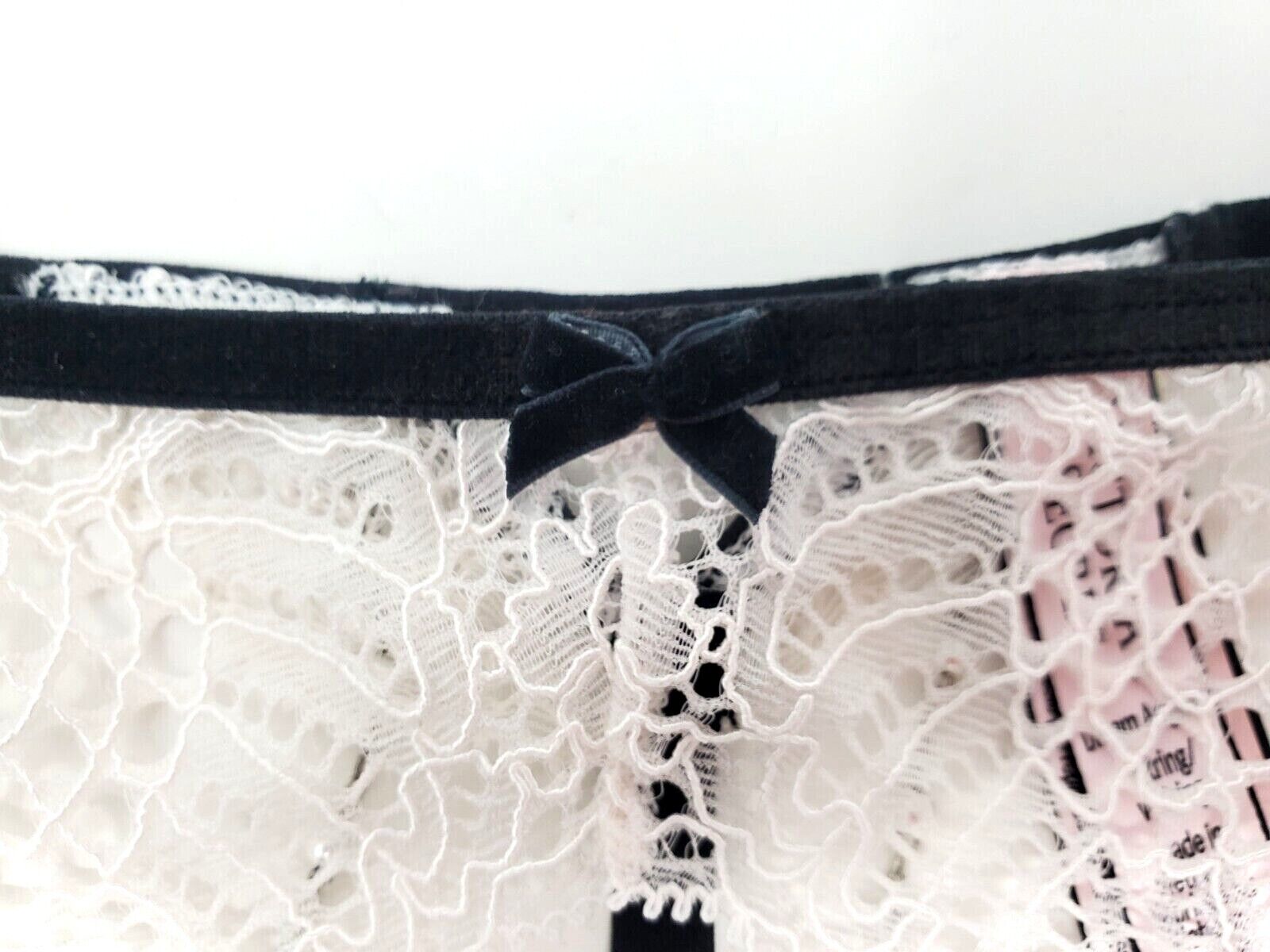 pearl lace v-string panty