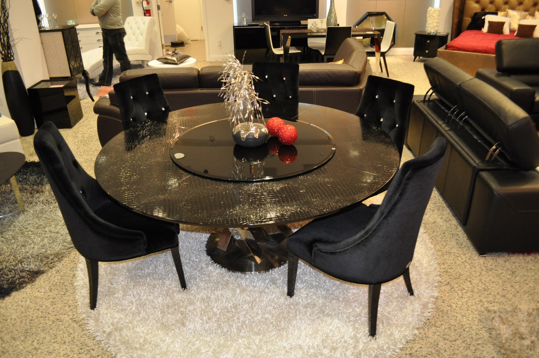  31' Black Crocodile Lacquer Stainless Steel And Glass Table By Homeroots 