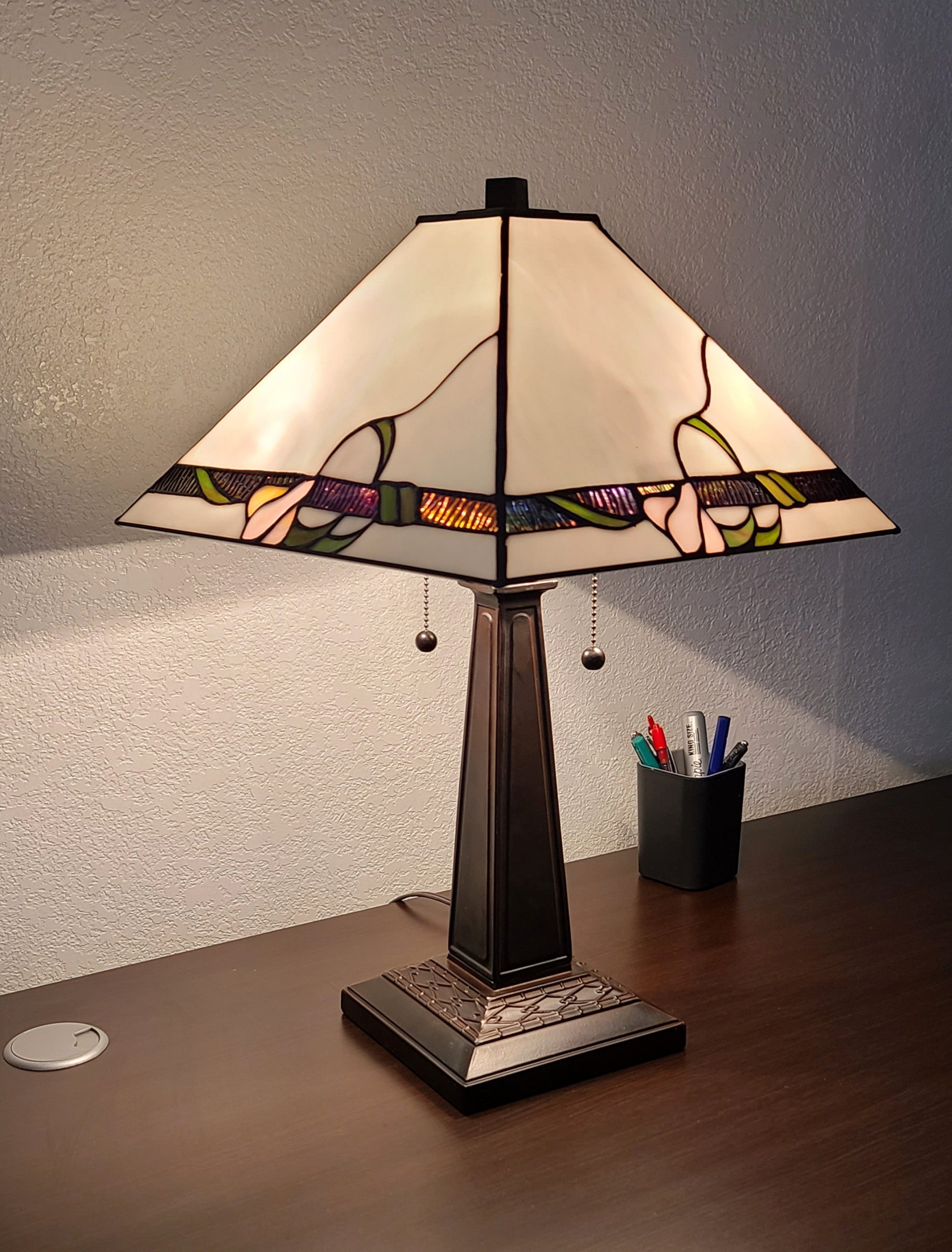  23" White Stained Glass Floral Two Light Mission Style Table Lamp By Homeroots 