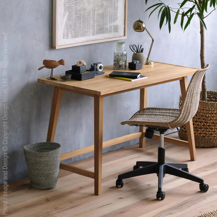  Takara Desk By Texture Designideas 