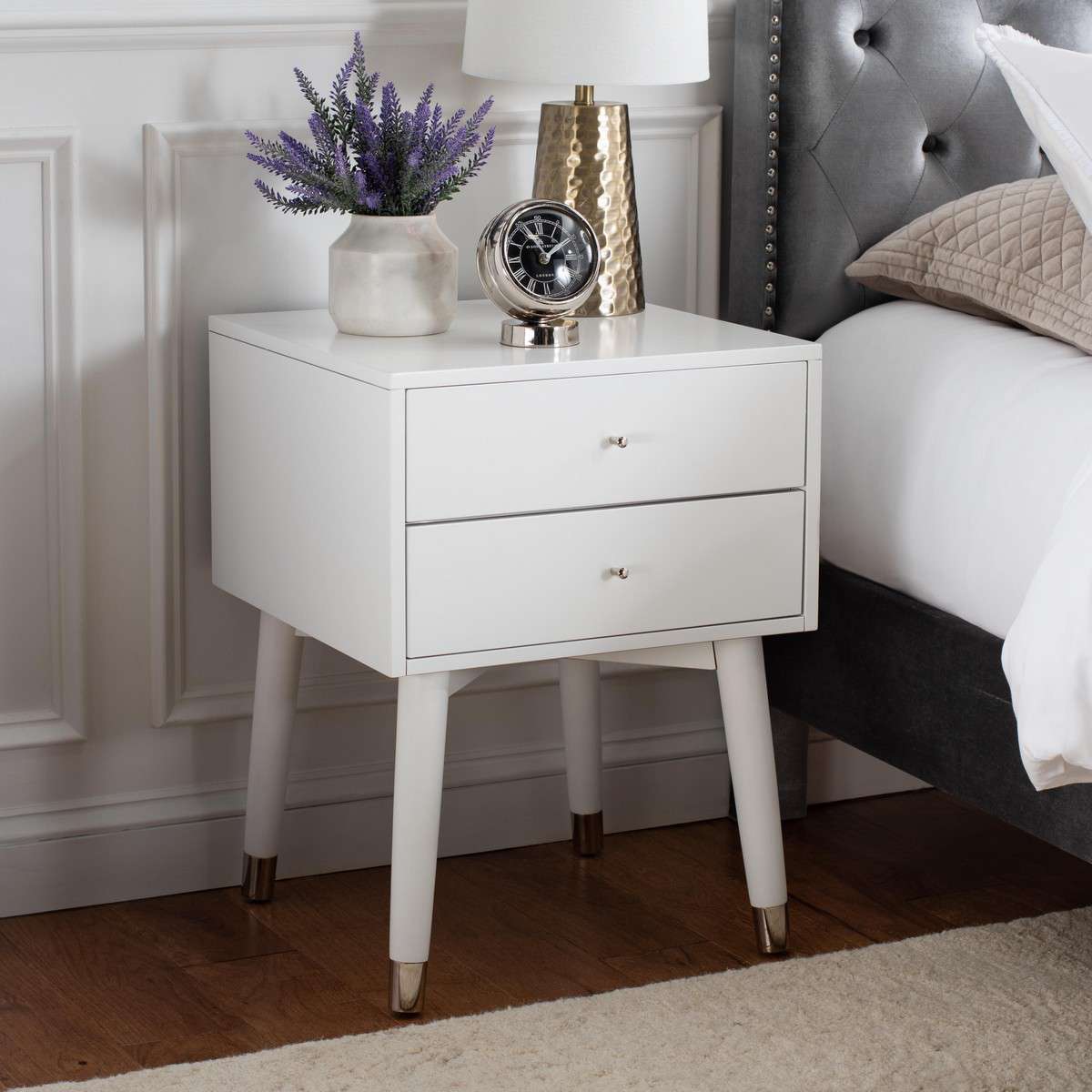  Safavieh Lyla Mid Century Retro Silver Cap Nightstand - White 