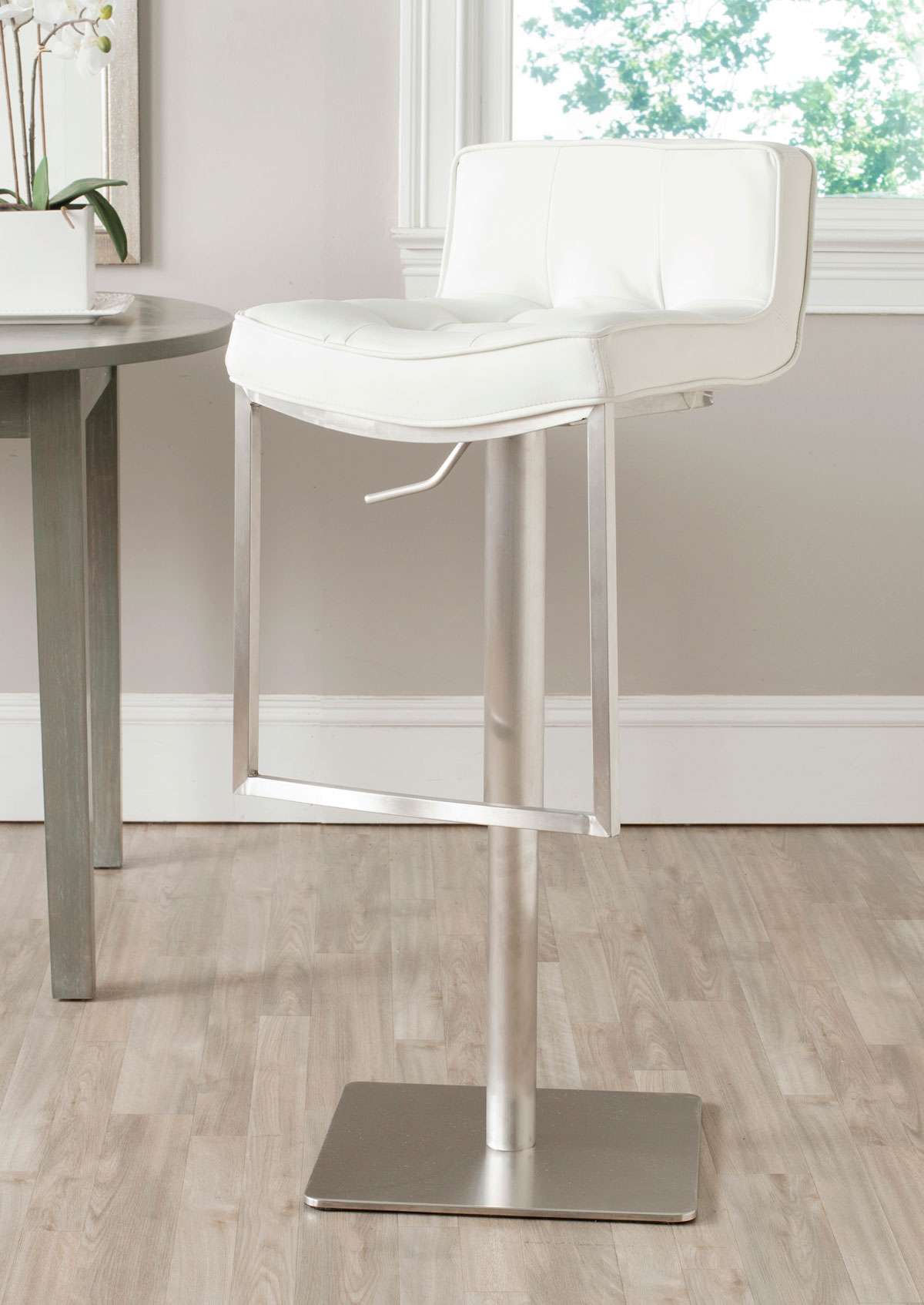  Safavieh Newman Swivel Bar Stool - White 