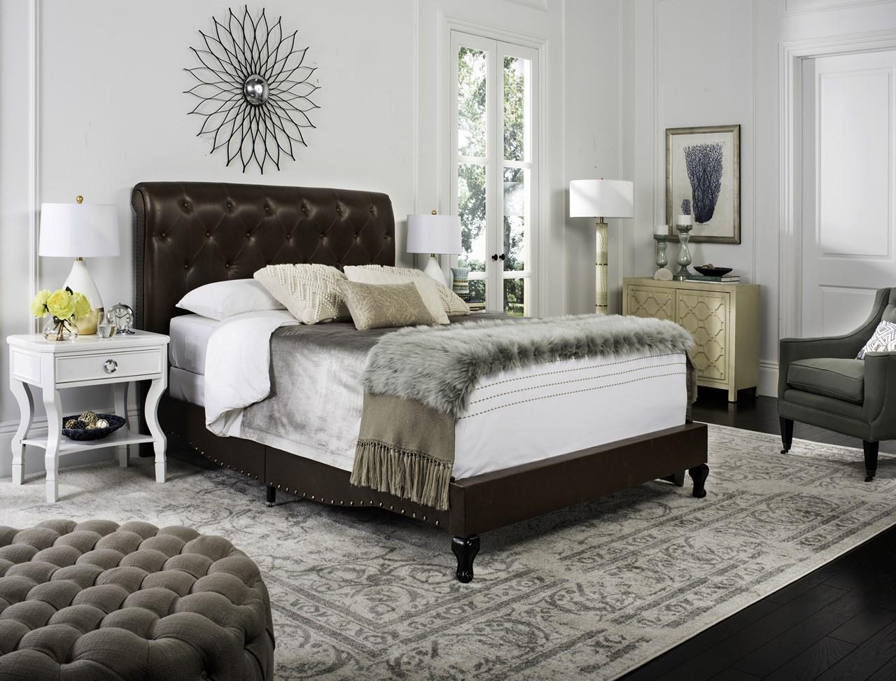  Safavieh Hathaway Bed Queen Size - Brown 