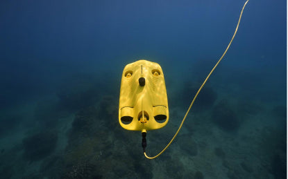chasing underwater drone gladius mini s