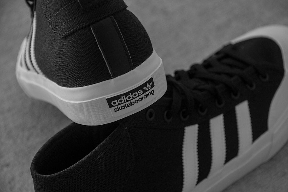 adidas matchcourt mid black white