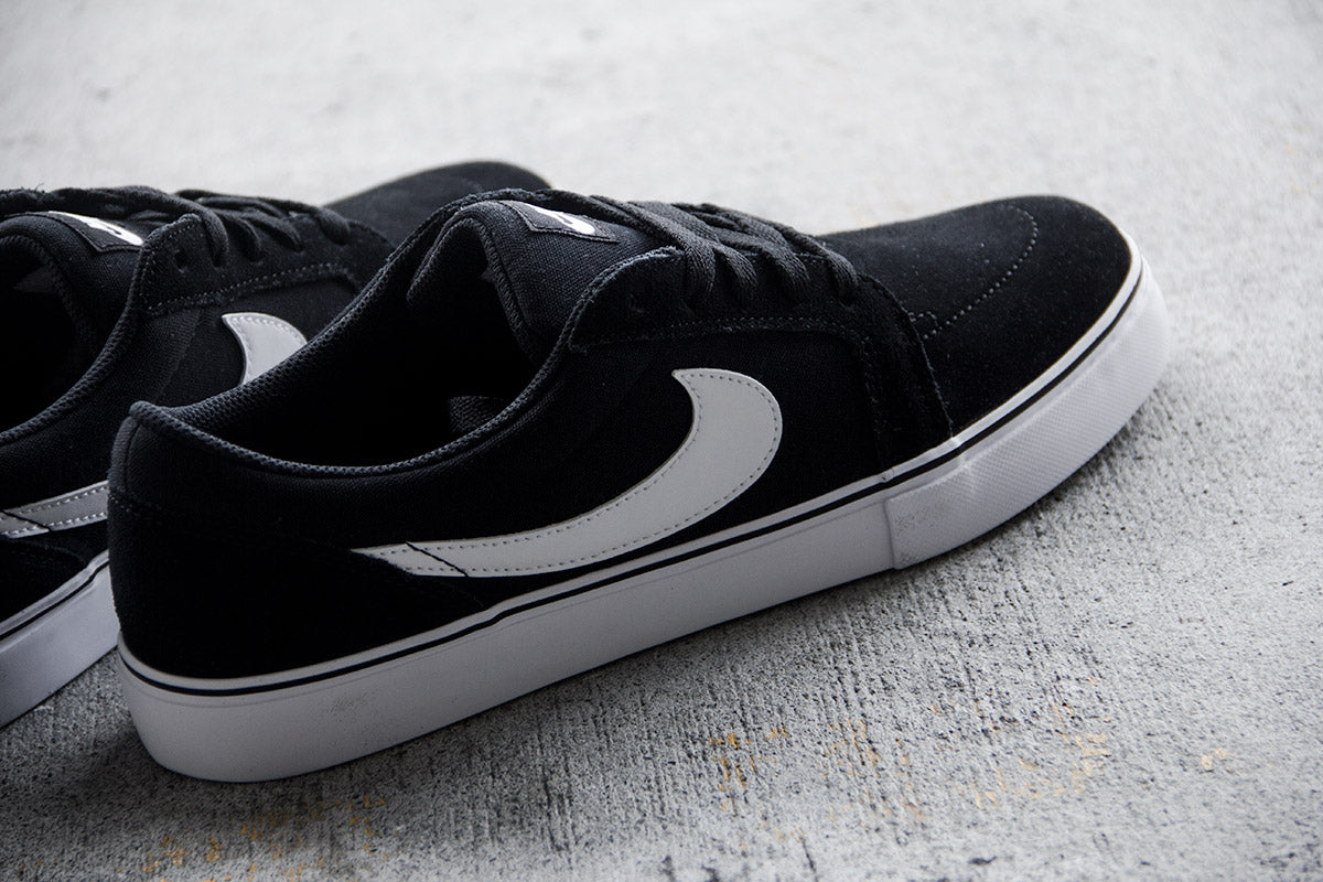 Nike SB Satire II