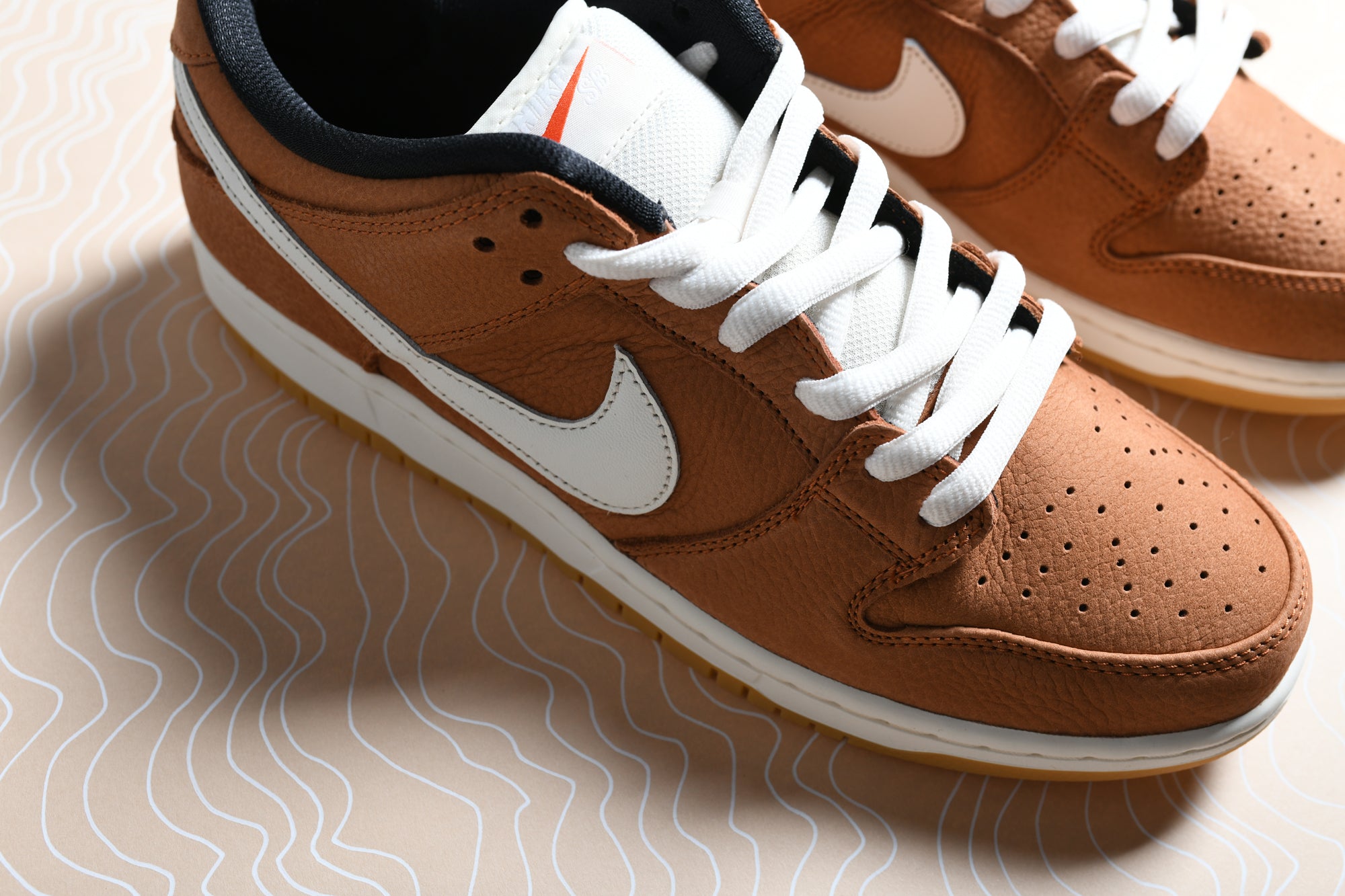 Nike SB Dunk Low ISO Dark Russet