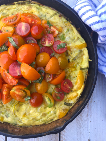 Leek & Pepper Frittata with Fresh Tomatoes | Tessemae's