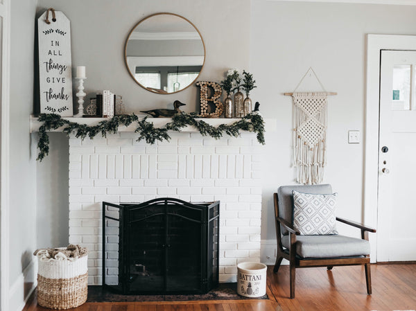 Go for a festive living room | 6 Holiday Decor Ideas for a Cozy & Sustainable Home