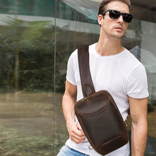 Retro design men's shoulder bag in vintage leather