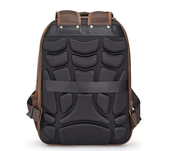 Extra-large Crazy Horse leather backpack for men's travel needs