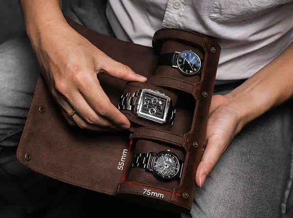 Sealed leather watch travel organizer