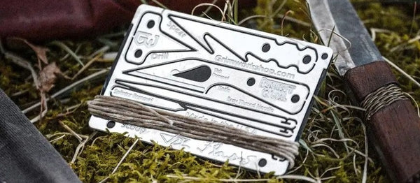 Joe Flowers pocket survival card and wallet tool kit full of bushcrafting tools.