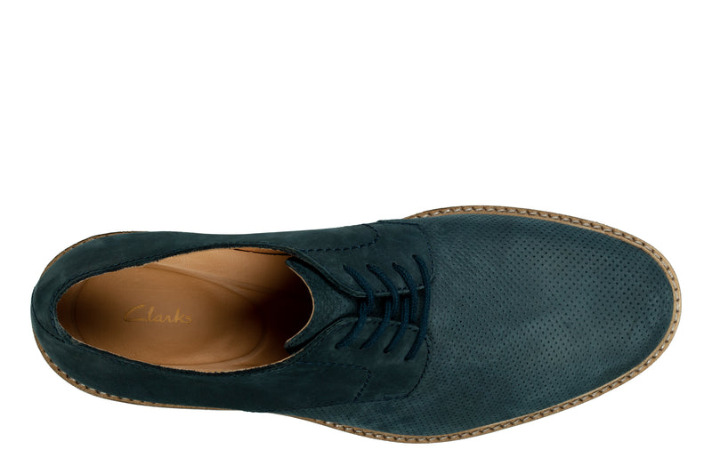 clarks atticus lace review