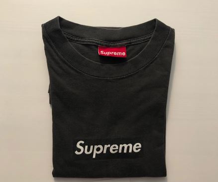 جمباز supreme black on black tee 