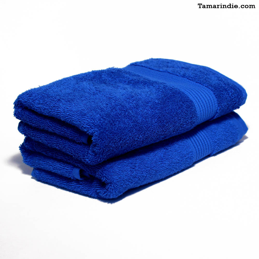 dark blue towels