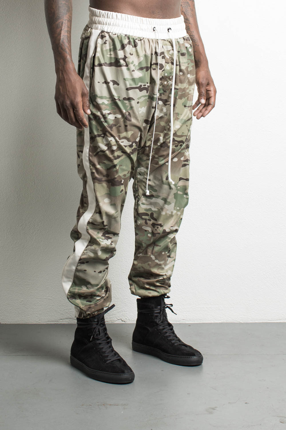 camo parachute pants