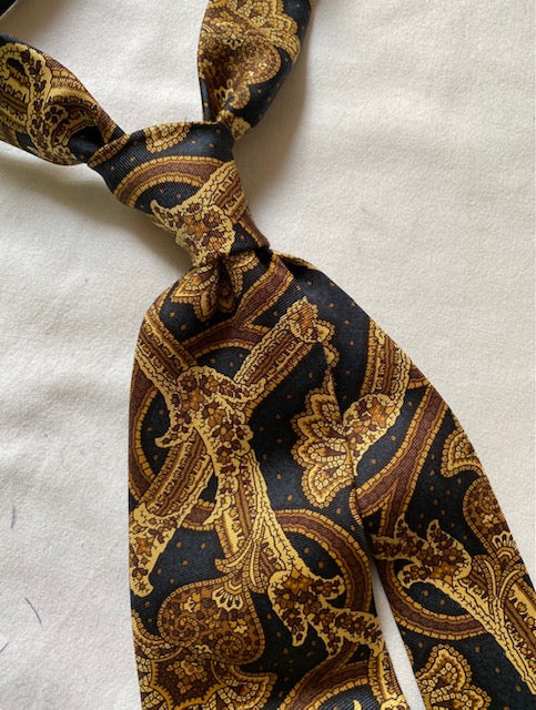 Handmade Vintage Tie #1155 – passaggio cravatte