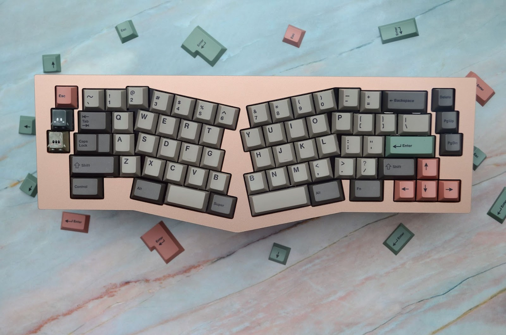 CannonCaps 9009 Dark on Brutal Ergo