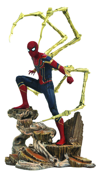 marvel select infinity war spiderman