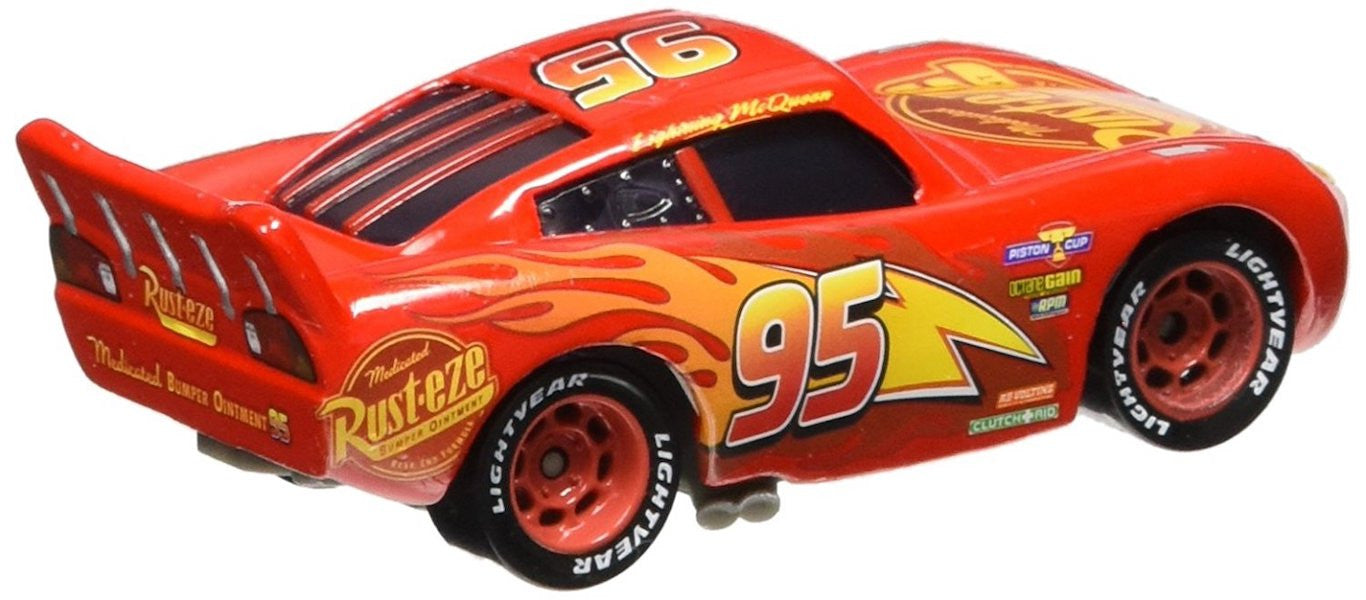 Disney Cars 3: Lightning McQueen Die-Cast Car by Mattel