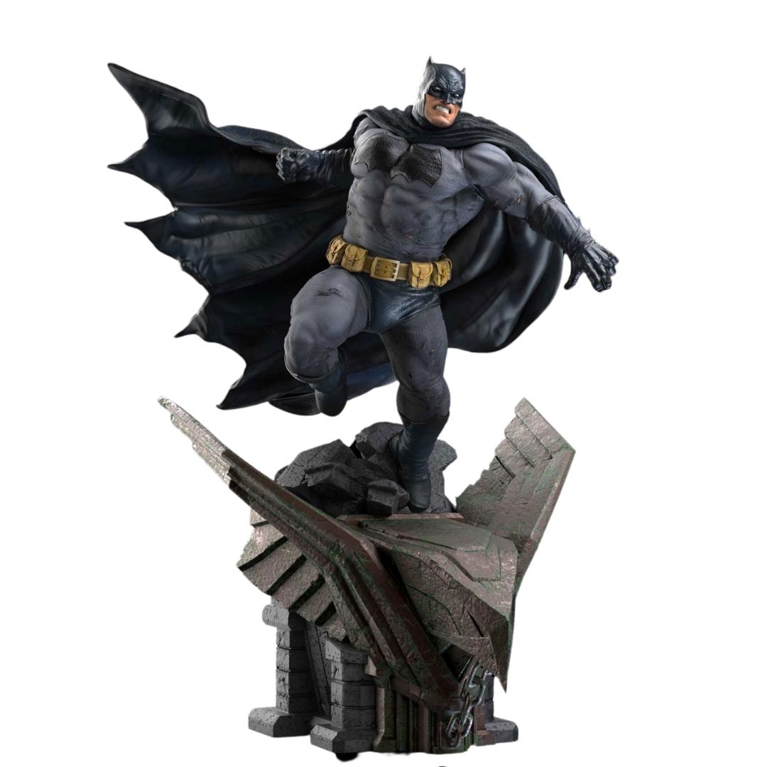 DC Comics Batman Dark Knight Returns 1/6 Scale Figure by XM Studios