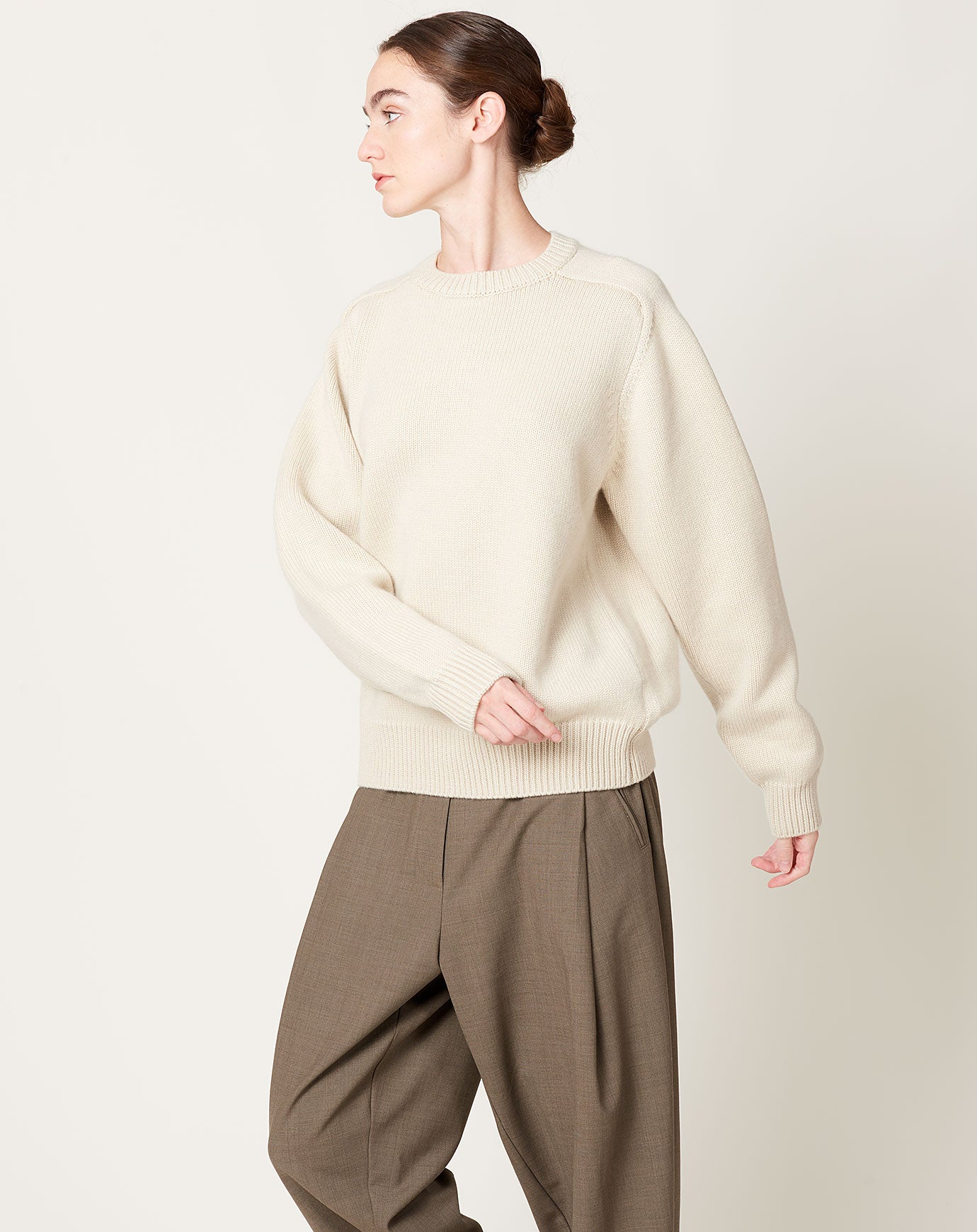 Heavy Weight Cashmere Crew in Ivorry