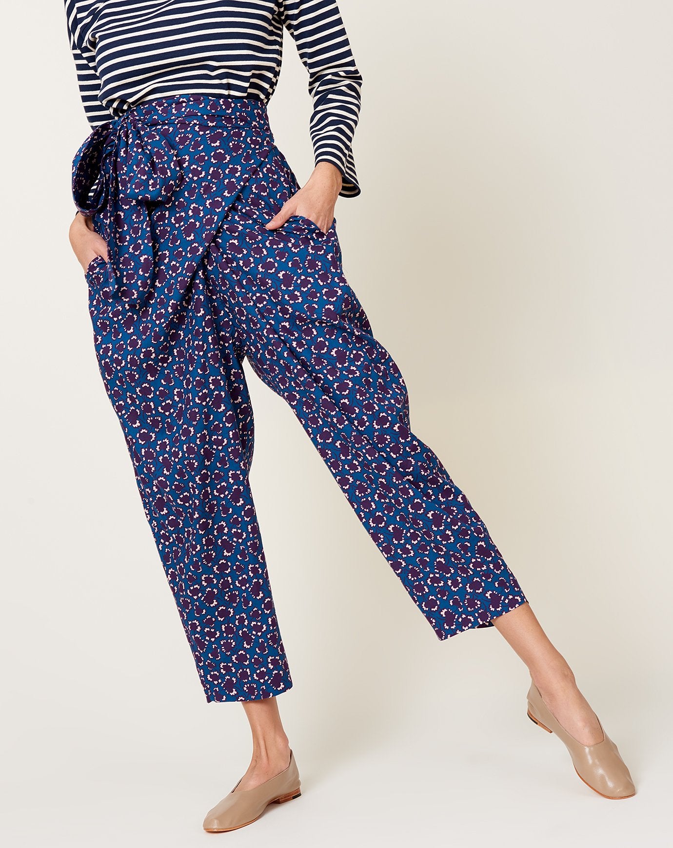 Nicole Pant in Mulberry Floral