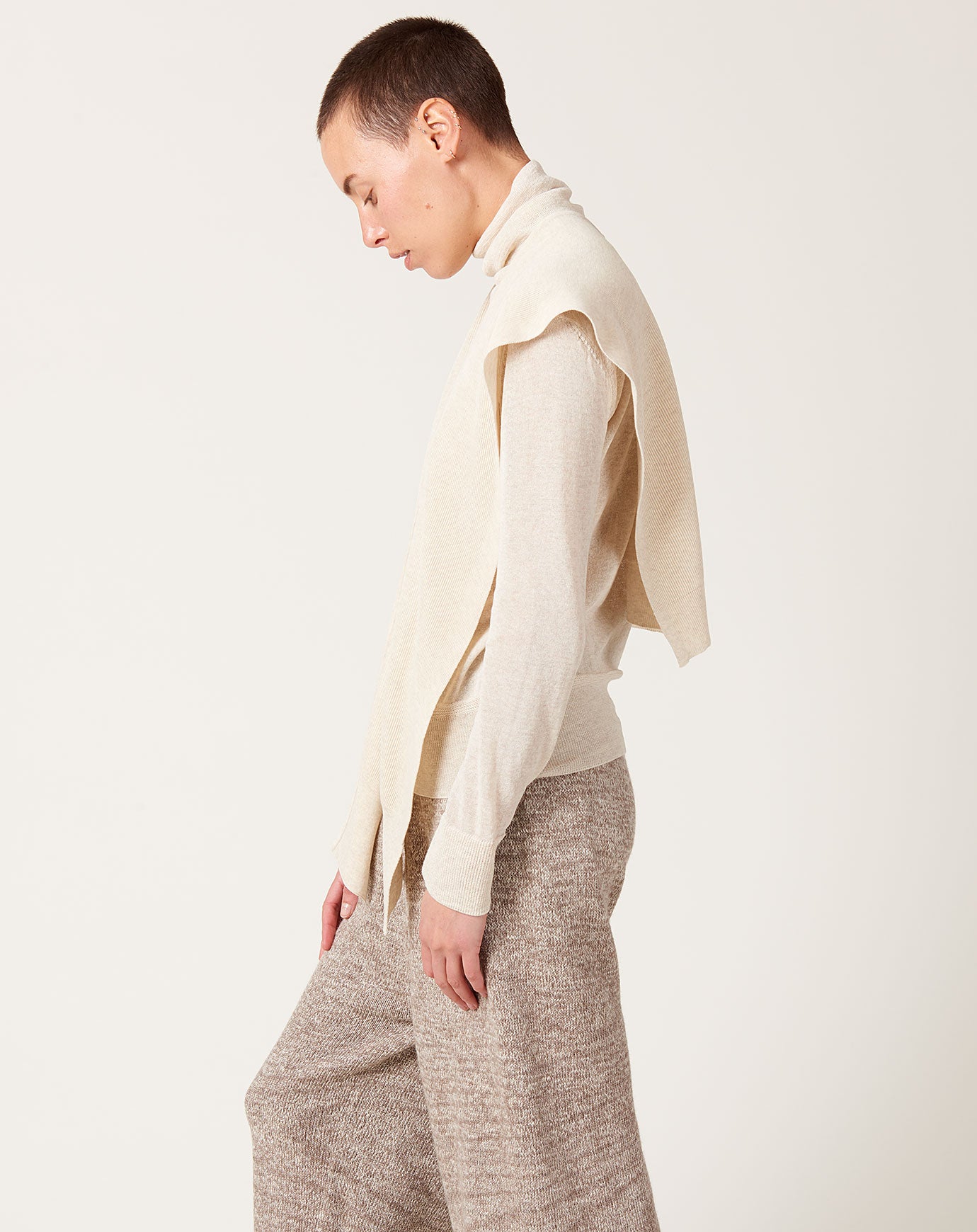 Turtleneck and Muffler Set in Beige | Le17septembre | Covet + Lou