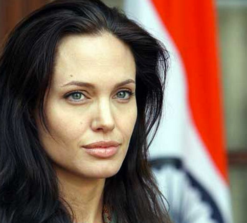 Angleina-Jolie-double-mastectomy