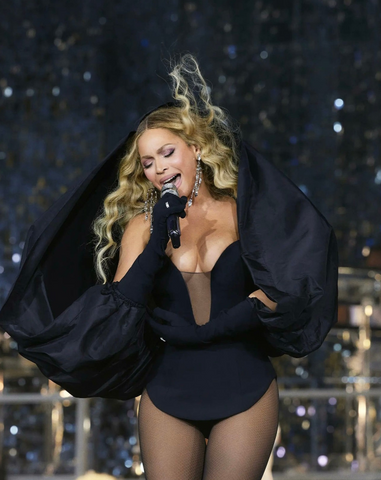 💿 Searching for Beyoncé's tour looks? We've got the bras! 🎤