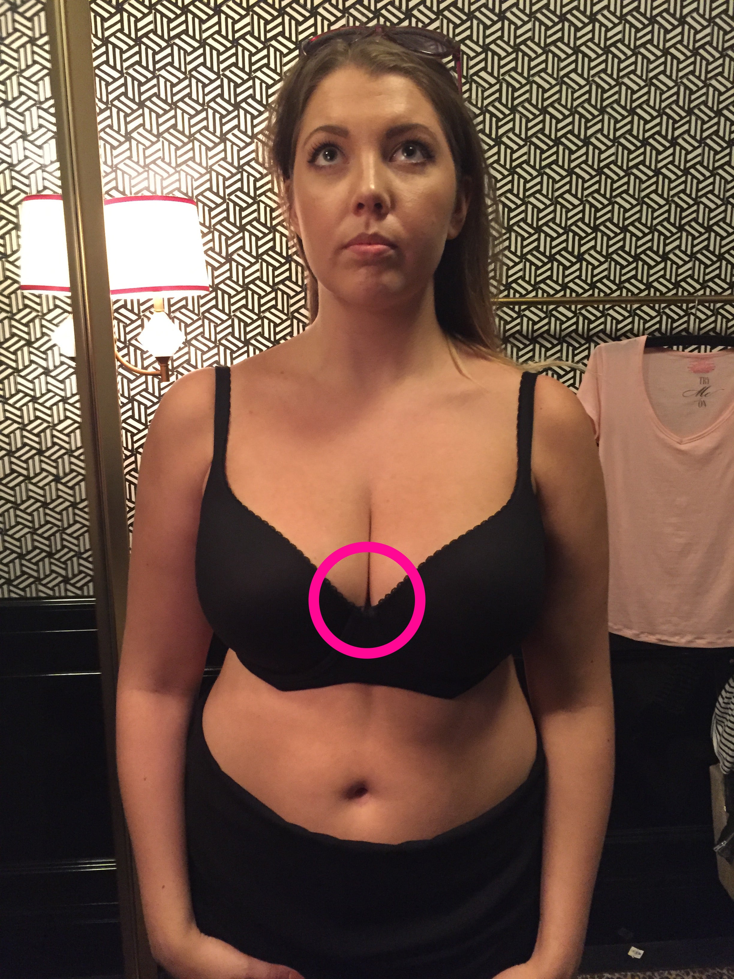 Lingerie Giant shows us exactly how NOT to do a bra fitting