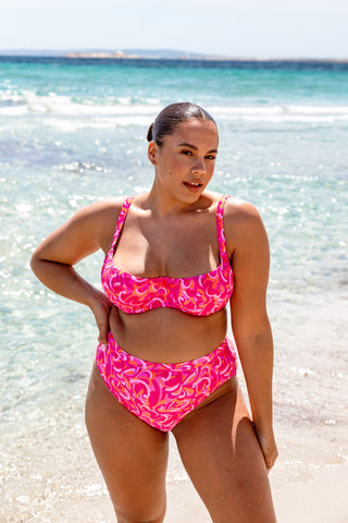 Dive into Sustainability and Savings with Curvy Kate and Savoo!