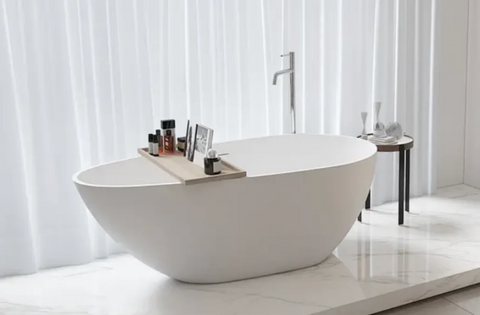 Exemple de baignoire îlot design en Solid Surface