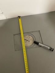 Montaggio a secco e individuazione della posizione della piletta