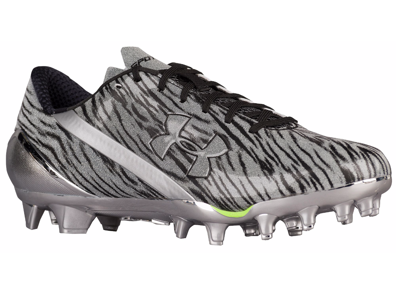 under armour spotlight cleats white
