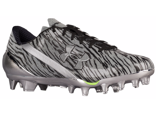 white under armour cleats