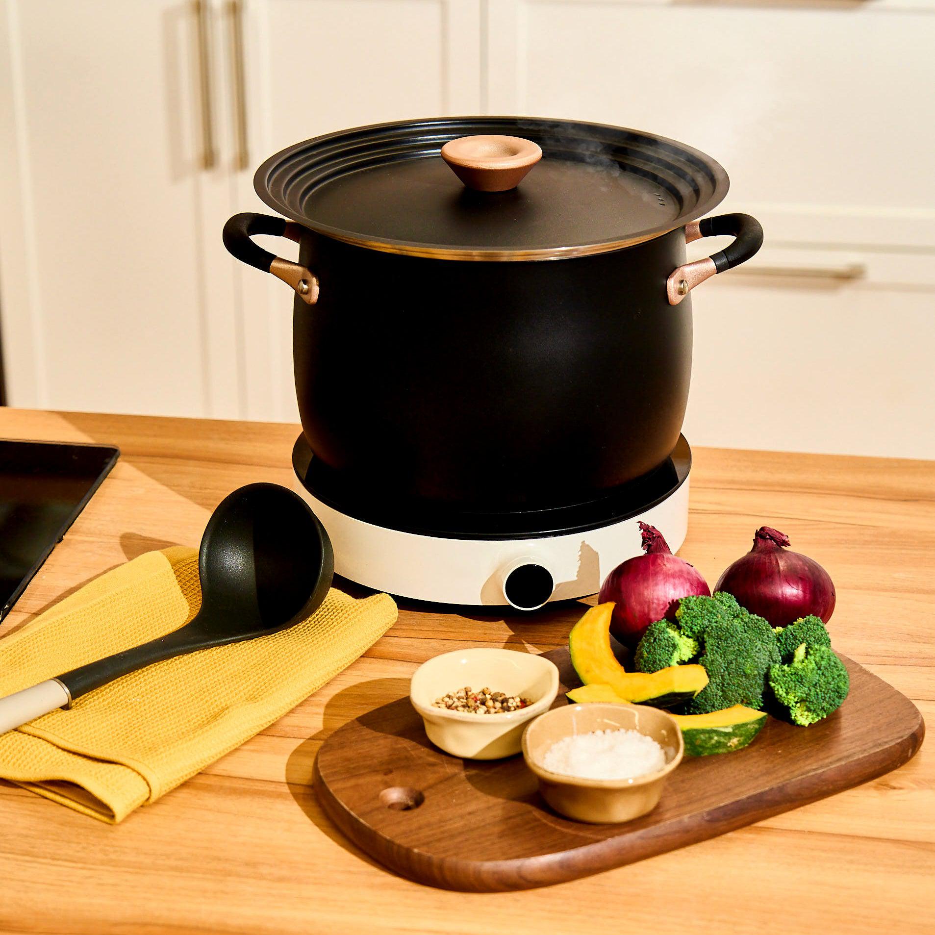 Meyer Accent Series Stainless Steel Dutch Oven, 5-Quart, Matte Black