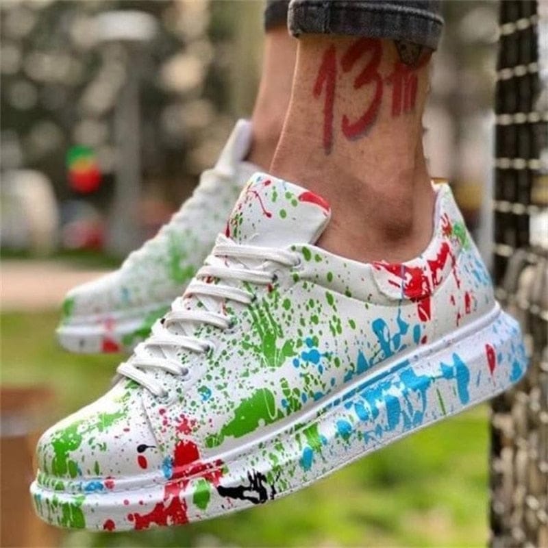 Bunte Graffiti-PU-Leder-Sneaker