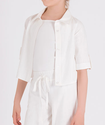 white linen summer outfit